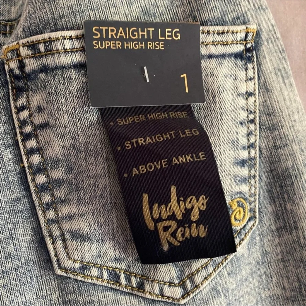 Indigo Rein NWT Super High Rise Straight Leg Above ankle Jeans Size (24X27)